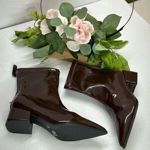Elegant Brown Ankle Boots